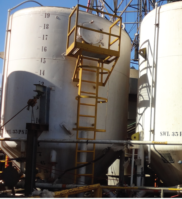 Marine industry dry bulk system p-tank maintenance